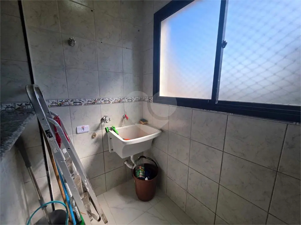 Apartamento para Venda em Praia Grande, Aviação, 2 dormitórios, 1 suíte, 2 banheiros, 1 vaga