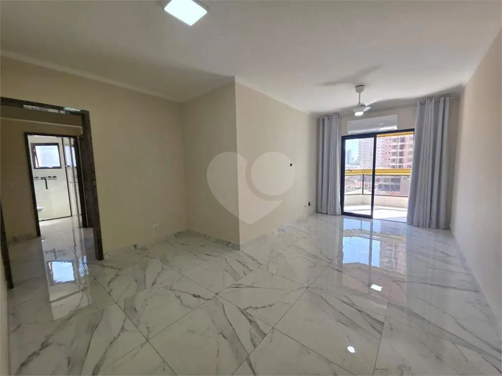 Apartamento para Venda em Praia Grande, Aviação, 2 dormitórios, 1 suíte, 2 banheiros, 1 vaga