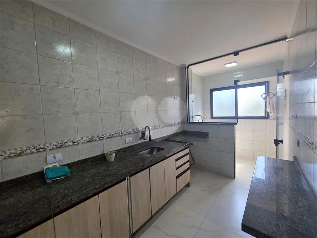 Apartamento para Venda em Praia Grande, Aviação, 2 dormitórios, 1 suíte, 2 banheiros, 1 vaga