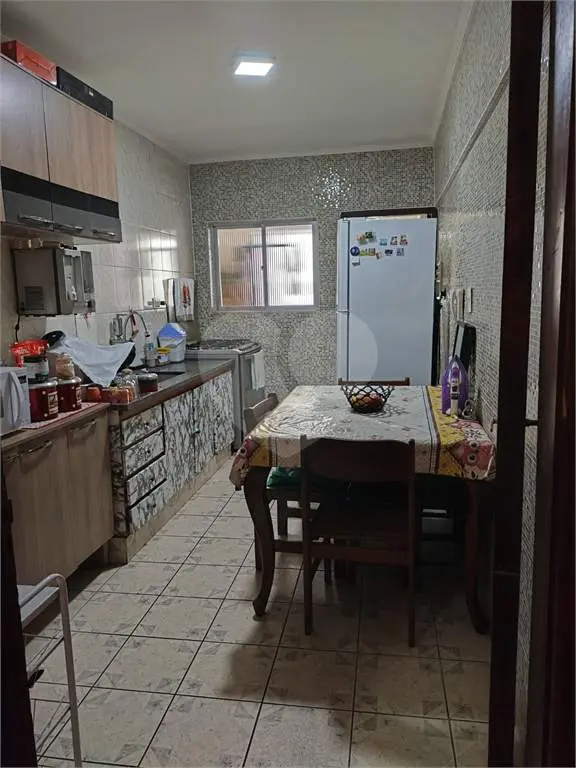 Apartamento para Venda em Praia Grande, Forte, 2 dormitórios, 1 suíte, 2 banheiros, 1 vaga