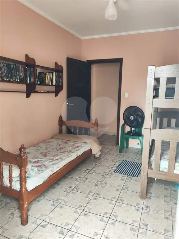 Apartamento para Venda em Praia Grande, Forte, 2 dormitórios, 1 suíte, 2 banheiros, 1 vaga