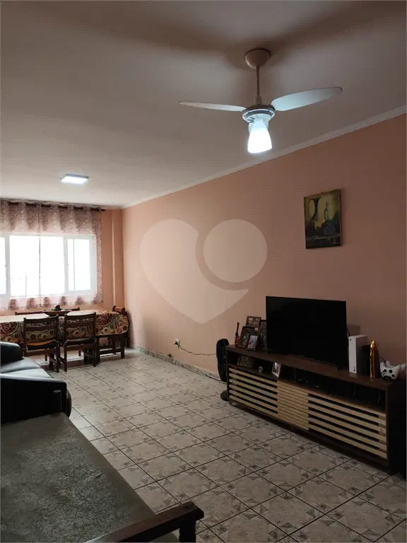 Apartamento para Venda em Praia Grande, Forte, 2 dormitórios, 1 suíte, 2 banheiros, 1 vaga