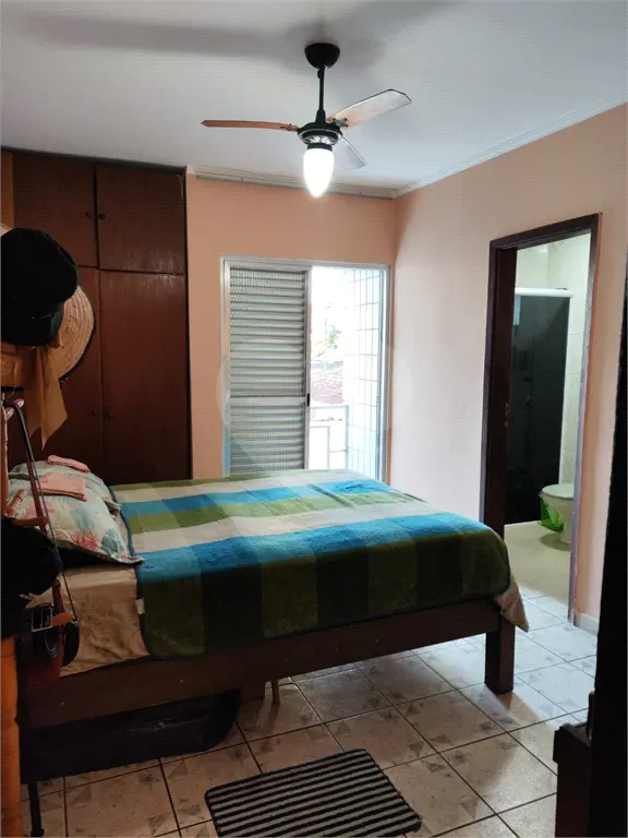 Apartamento para Venda em Praia Grande, Forte, 2 dormitórios, 1 suíte, 2 banheiros, 1 vaga