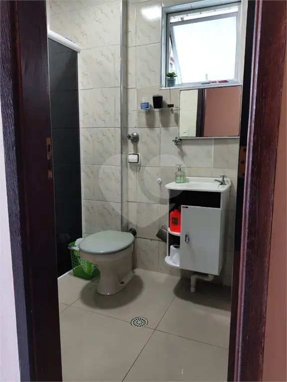 Apartamento para Venda em Praia Grande, Forte, 2 dormitórios, 1 suíte, 2 banheiros, 1 vaga