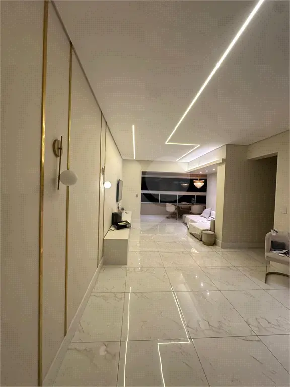 Apartamento para Venda em Praia Grande, Forte, 3 dormitórios, 1 suíte, 2 banheiros, 2 vagas