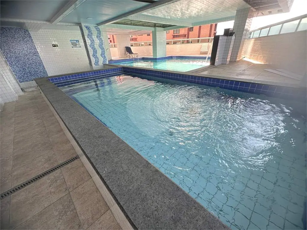 Apartamento para Venda em Praia Grande, Caiçara, 2 dormitórios, 2 suítes, 2 banheiros, 2 vagas