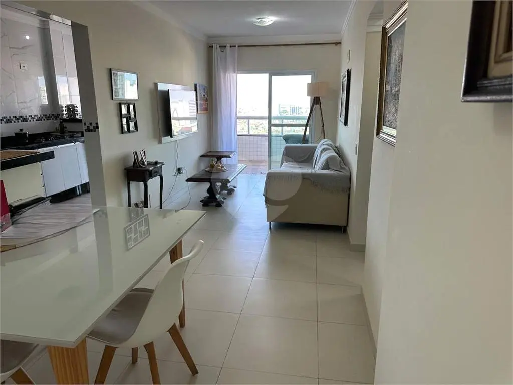 Apartamento para Venda em Praia Grande, Caiçara, 2 dormitórios, 2 suítes, 2 banheiros, 2 vagas