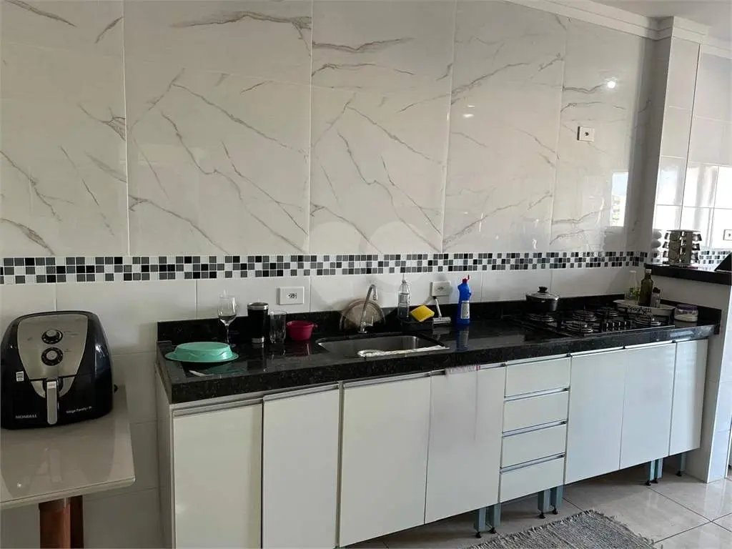 Apartamento para Venda em Praia Grande, Caiçara, 2 dormitórios, 2 suítes, 2 banheiros, 2 vagas