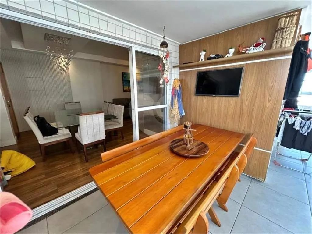 Apartamento para Venda em Praia Grande, Guilhermina, 3 dormitórios, 3 suítes, 1 banheiro, 2 vagas
