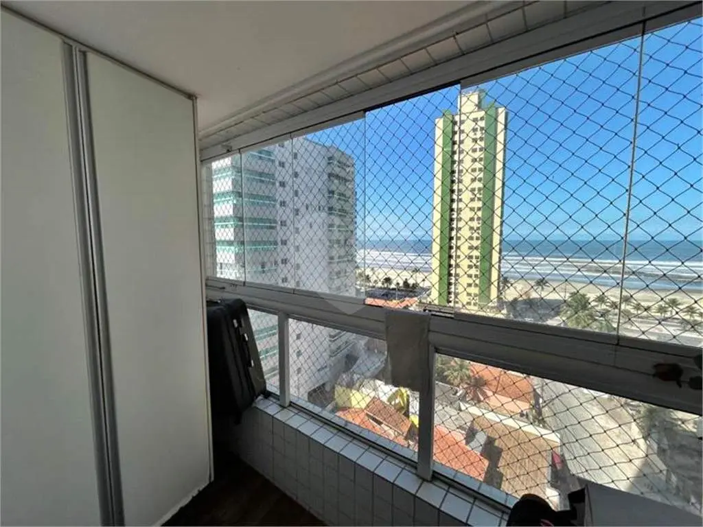 Apartamento para Venda em Praia Grande, Guilhermina, 3 dormitórios, 3 suítes, 1 banheiro, 2 vagas