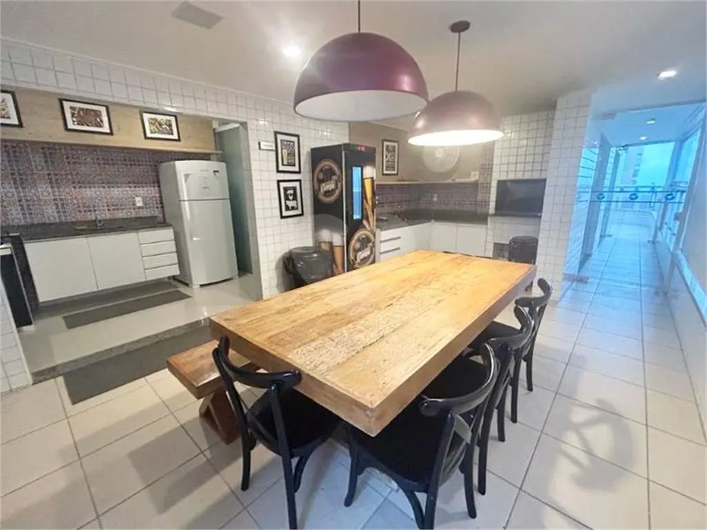 Apartamento para Venda em Praia Grande, Guilhermina, 3 dormitórios, 3 suítes, 1 banheiro, 2 vagas