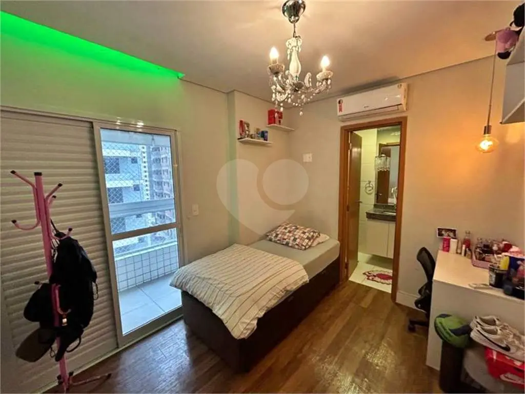 Apartamento para Venda em Praia Grande, Guilhermina, 3 dormitórios, 3 suítes, 1 banheiro, 2 vagas
