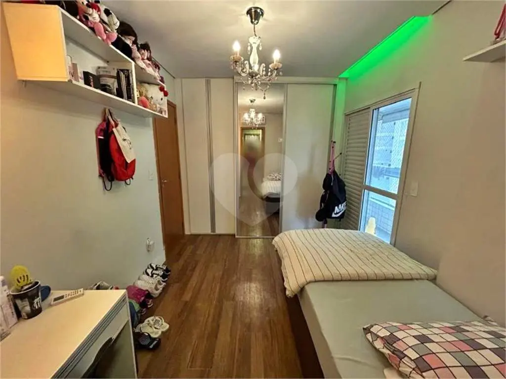Apartamento para Venda em Praia Grande, Guilhermina, 3 dormitórios, 3 suítes, 1 banheiro, 2 vagas