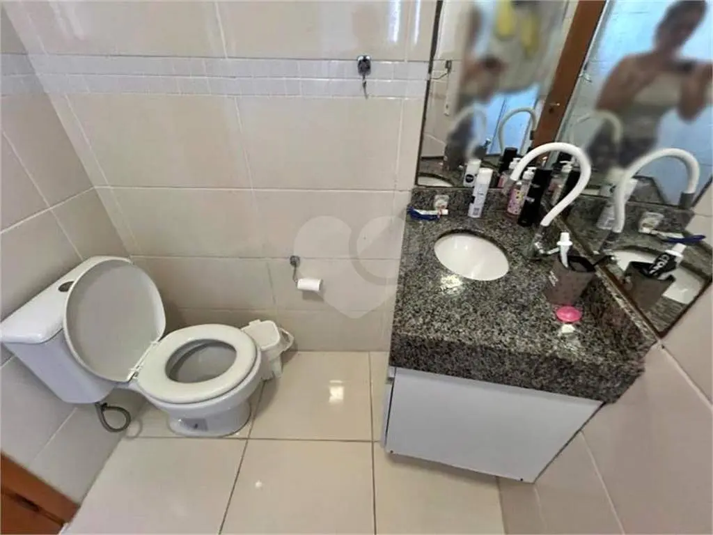 Apartamento para Venda em Praia Grande, Guilhermina, 3 dormitórios, 3 suítes, 1 banheiro, 2 vagas