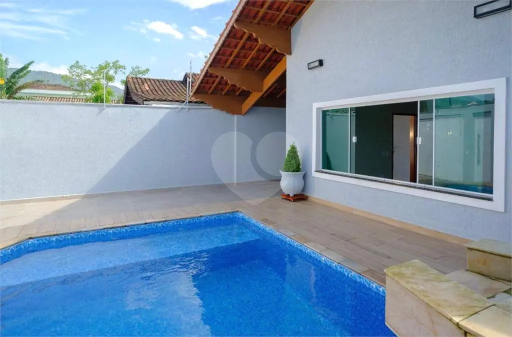 Casa para Venda em Praia Grande, Solemar, 3 dormitórios, 1 suíte, 3 banheiros, 5 vagas