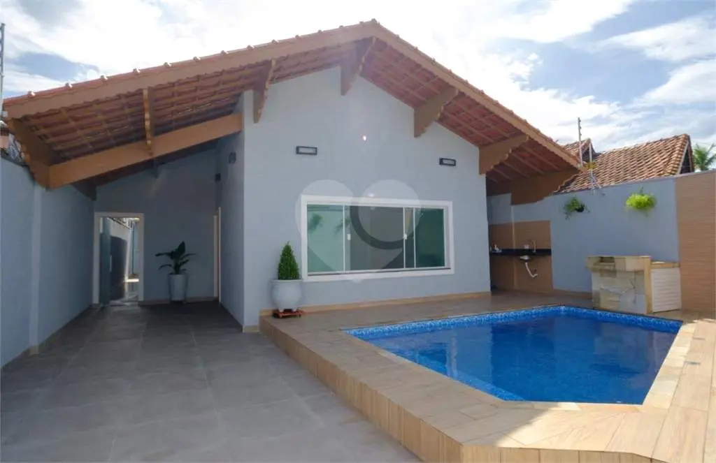 Casa para Venda em Praia Grande, Solemar, 3 dormitórios, 1 suíte, 3 banheiros, 5 vagas