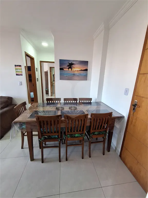 Apartamento para Venda em Praia Grande, Campo aviação, 2 dormitórios, 1 suíte, 2 banheiros, 1 vaga