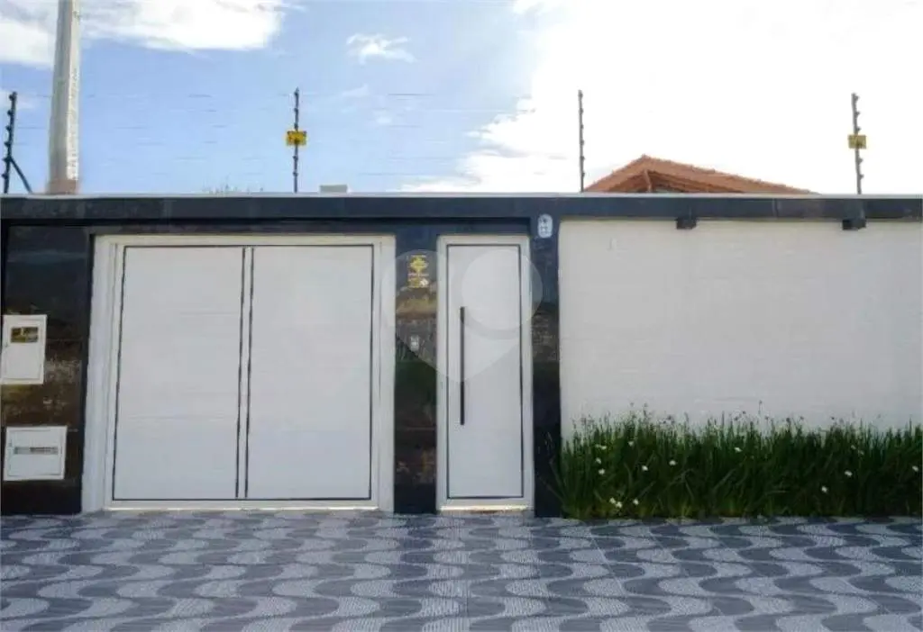 Casa para Venda em Praia Grande, Solemar, 3 dormitórios, 1 suíte, 3 banheiros, 5 vagas