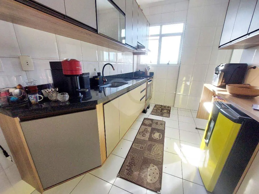 Apartamento para Venda em Praia Grande, Guilhermina, 2 dormitórios, 1 suíte, 2 banheiros, 1 vaga