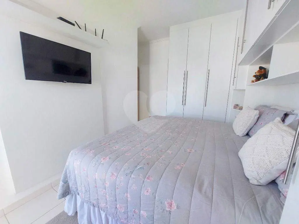Apartamento para Venda em Praia Grande, Guilhermina, 2 dormitórios, 1 suíte, 2 banheiros, 1 vaga