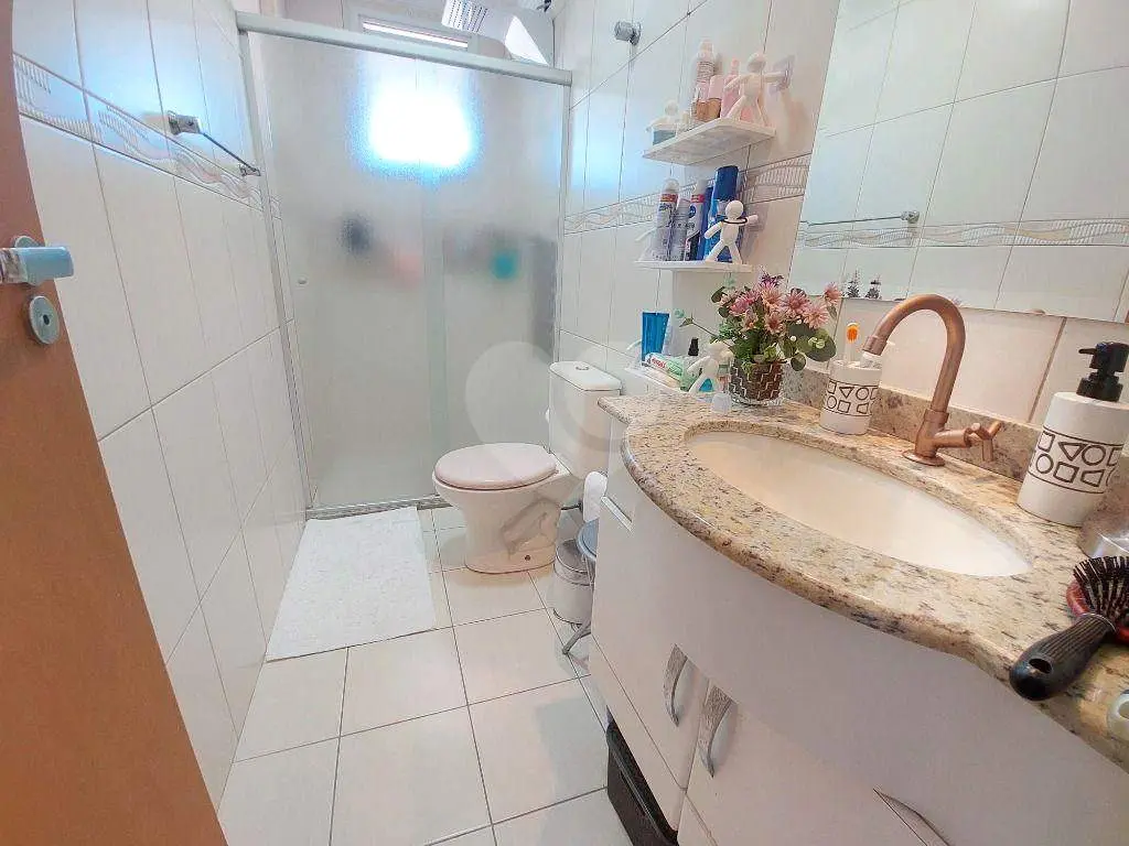 Apartamento para Venda em Praia Grande, Guilhermina, 2 dormitórios, 1 suíte, 2 banheiros, 1 vaga