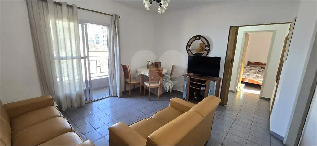 Apartamento para Venda em Praia Grande, Aviação, 3 dormitórios, 3 suítes, 3 banheiros, 2 vagas