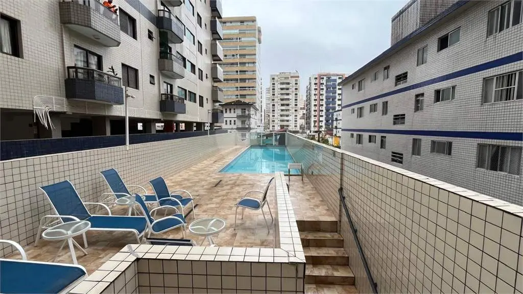 Apartamento para Venda em Praia Grande, Vila Tupi, 2 dormitórios, 1 suíte, 2 banheiros, 1 vaga