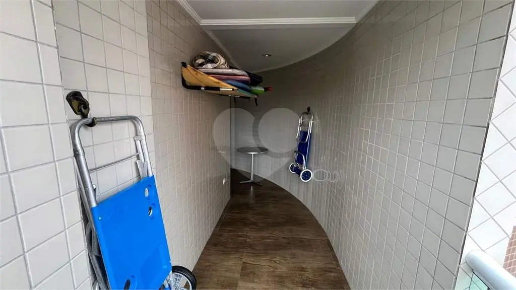 Apartamento para Venda em Praia Grande, Vila Tupi, 2 dormitórios, 1 suíte, 2 banheiros, 1 vaga