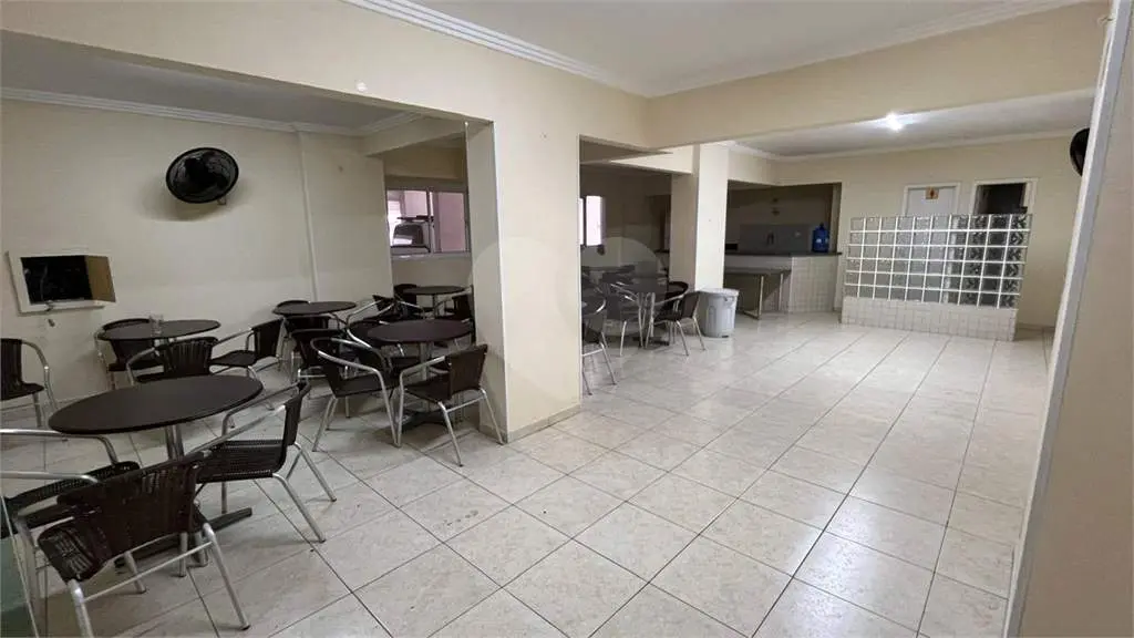Apartamento para Venda em Praia Grande, Vila Tupi, 2 dormitórios, 1 suíte, 2 banheiros, 1 vaga