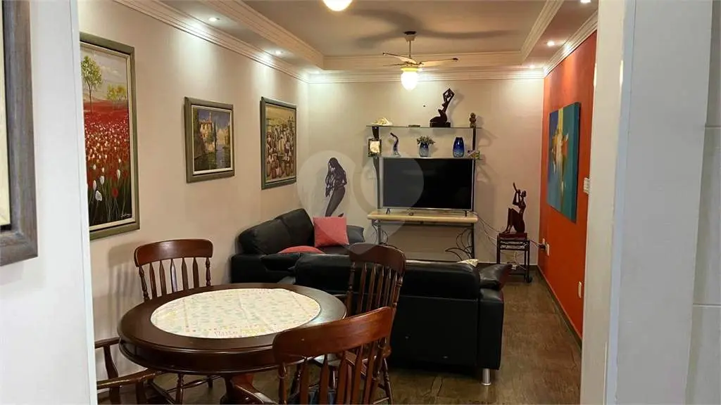 Apartamento para Venda em Praia Grande, Vila Tupi, 2 dormitórios, 1 suíte, 2 banheiros, 1 vaga