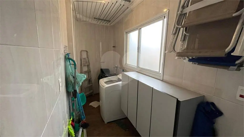 Apartamento para Venda em Praia Grande, Vila Tupi, 2 dormitórios, 1 suíte, 2 banheiros, 1 vaga