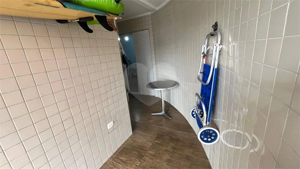 Apartamento para Venda em Praia Grande, Vila Tupi, 2 dormitórios, 1 suíte, 2 banheiros, 1 vaga