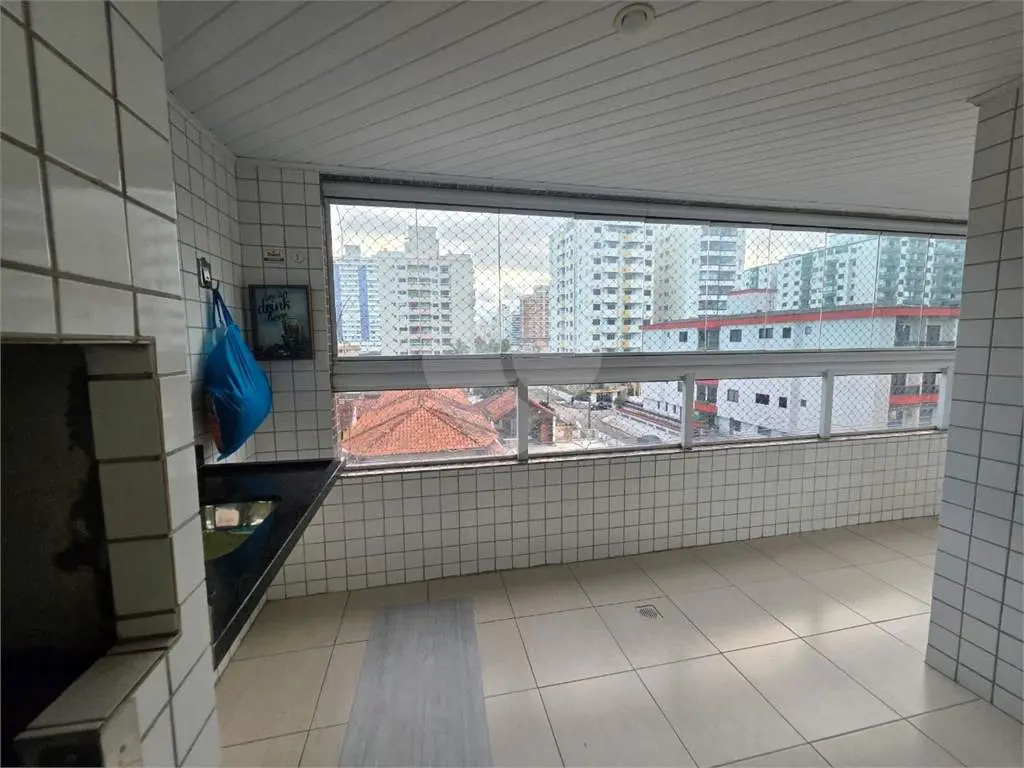 Apartamento para Venda em Praia Grande, Vila Guilhermina, 2 dormitórios, 1 suíte, 2 banheiros, 2 vagas