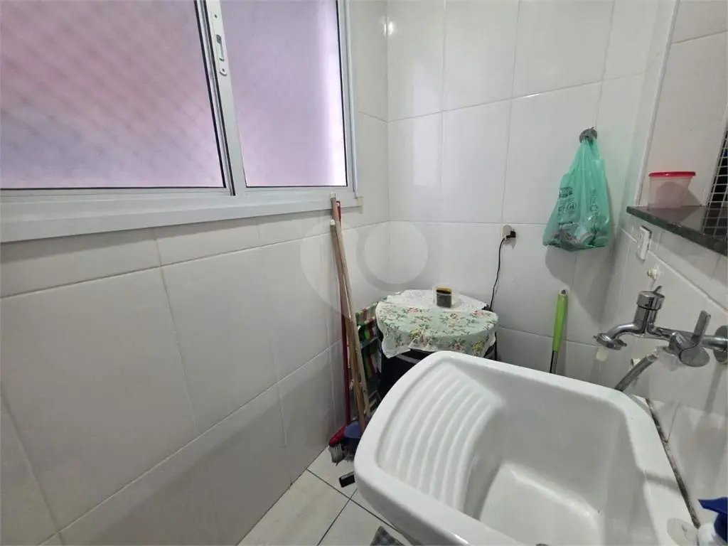 Apartamento para Venda em Praia Grande, Vila Guilhermina, 2 dormitórios, 1 suíte, 2 banheiros, 2 vagas