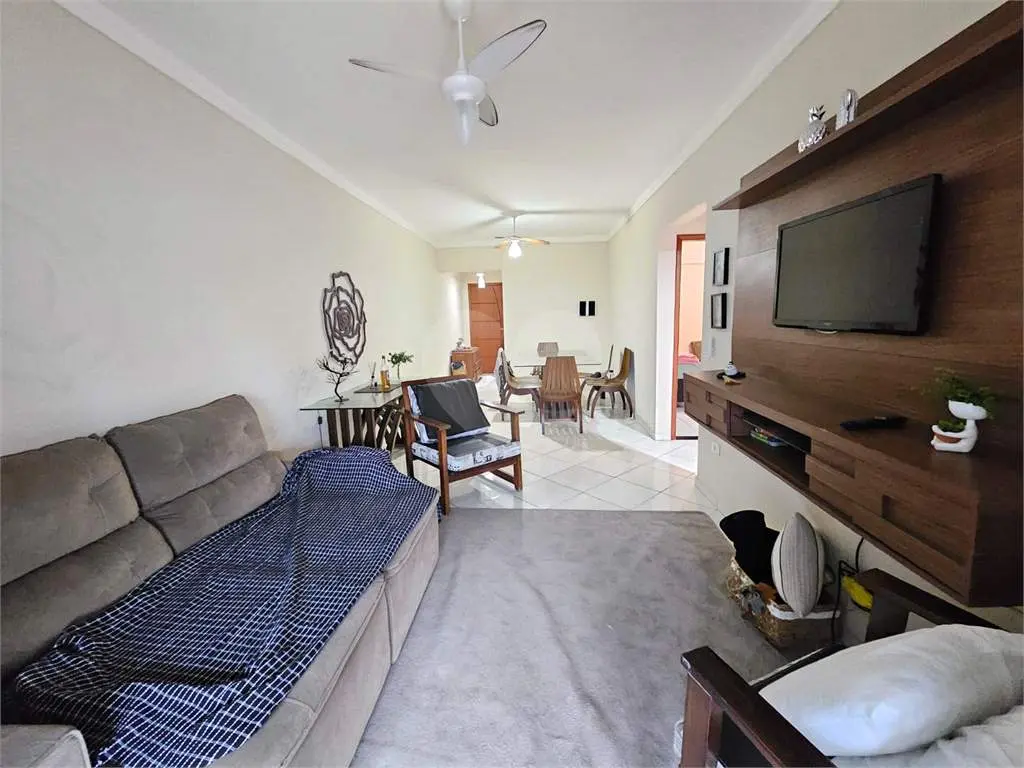 Apartamento para Venda em Praia Grande, Guilhermina, 2 dormitórios, 1 suíte, 2 banheiros, 2 vagas