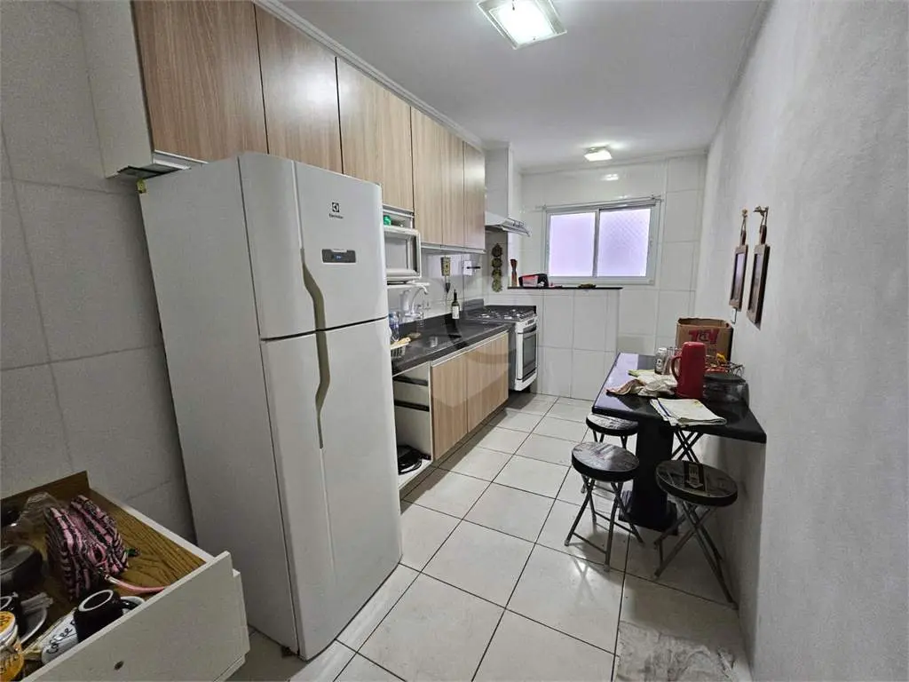 Apartamento para Venda em Praia Grande, Guilhermina, 2 dormitórios, 1 suíte, 2 banheiros, 2 vagas