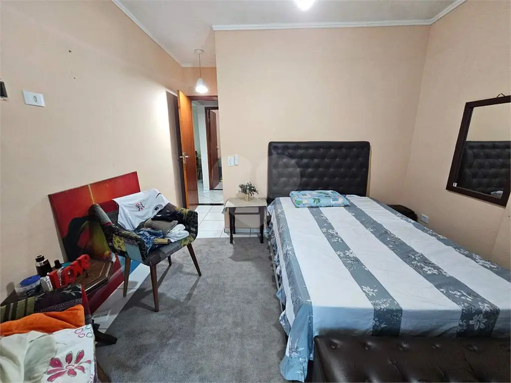 Apartamento para Venda em Praia Grande, Guilhermina, 2 dormitórios, 1 suíte, 2 banheiros, 2 vagas