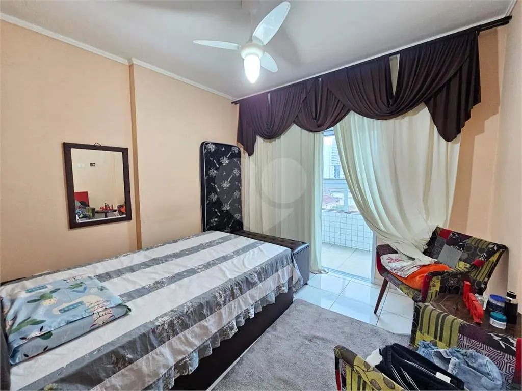 Apartamento para Venda em Praia Grande, Guilhermina, 2 dormitórios, 1 suíte, 2 banheiros, 2 vagas