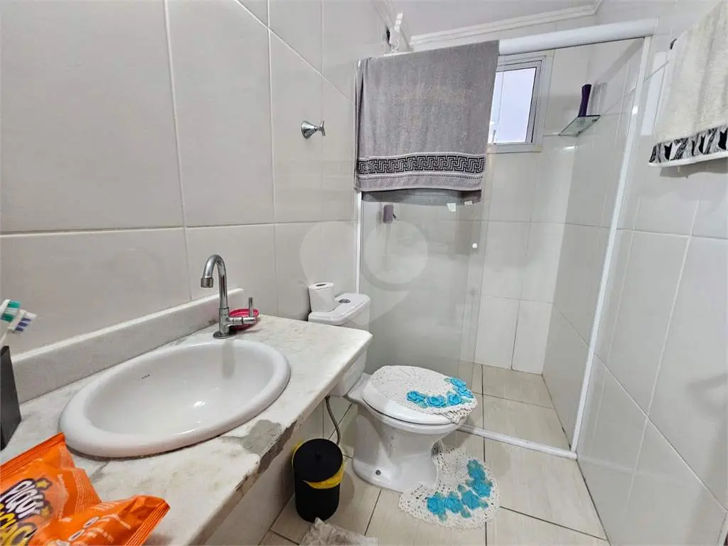 Apartamento para Venda em Praia Grande, Guilhermina, 2 dormitórios, 1 suíte, 2 banheiros, 2 vagas