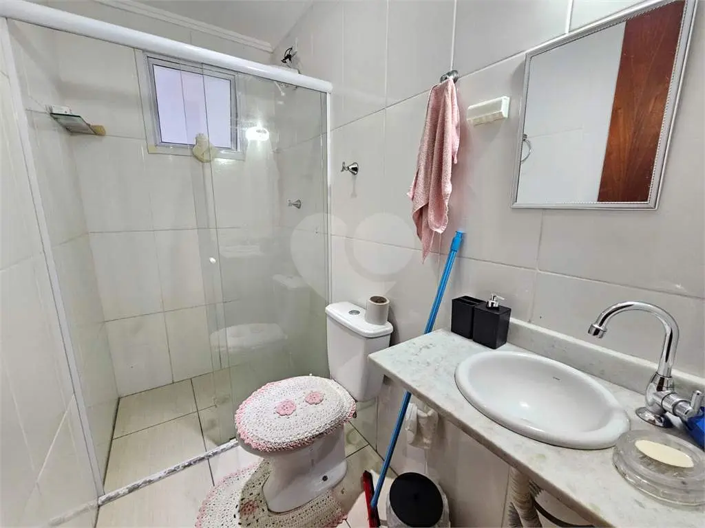 Apartamento para Venda em Praia Grande, Guilhermina, 2 dormitórios, 1 suíte, 2 banheiros, 2 vagas