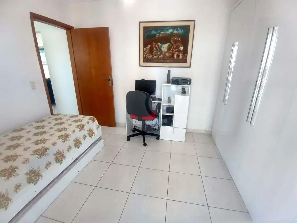 Apartamento para Venda em Praia Grande, Vila Tupi, 2 dormitórios, 1 suíte, 1 banheiro, 1 vaga