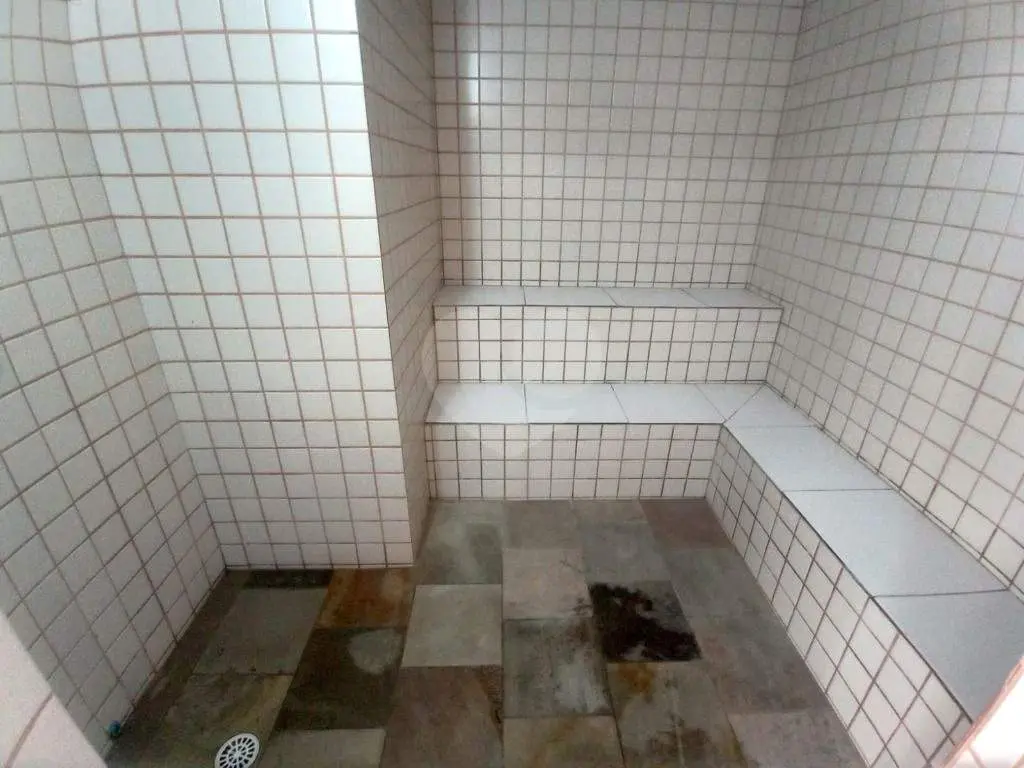 Apartamento para Venda em Praia Grande, Vila Tupi, 2 dormitórios, 1 suíte, 1 banheiro, 1 vaga