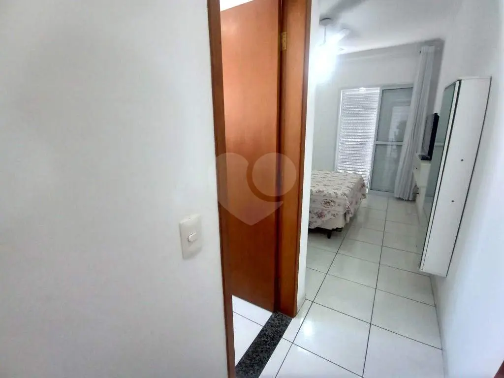 Apartamento para Venda em Praia Grande, Vila Tupi, 2 dormitórios, 1 suíte, 1 banheiro, 1 vaga