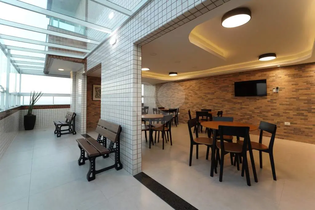 Apartamento para Venda em Praia Grande, Real, 1 dormitório, 1 banheiro, 1 vaga