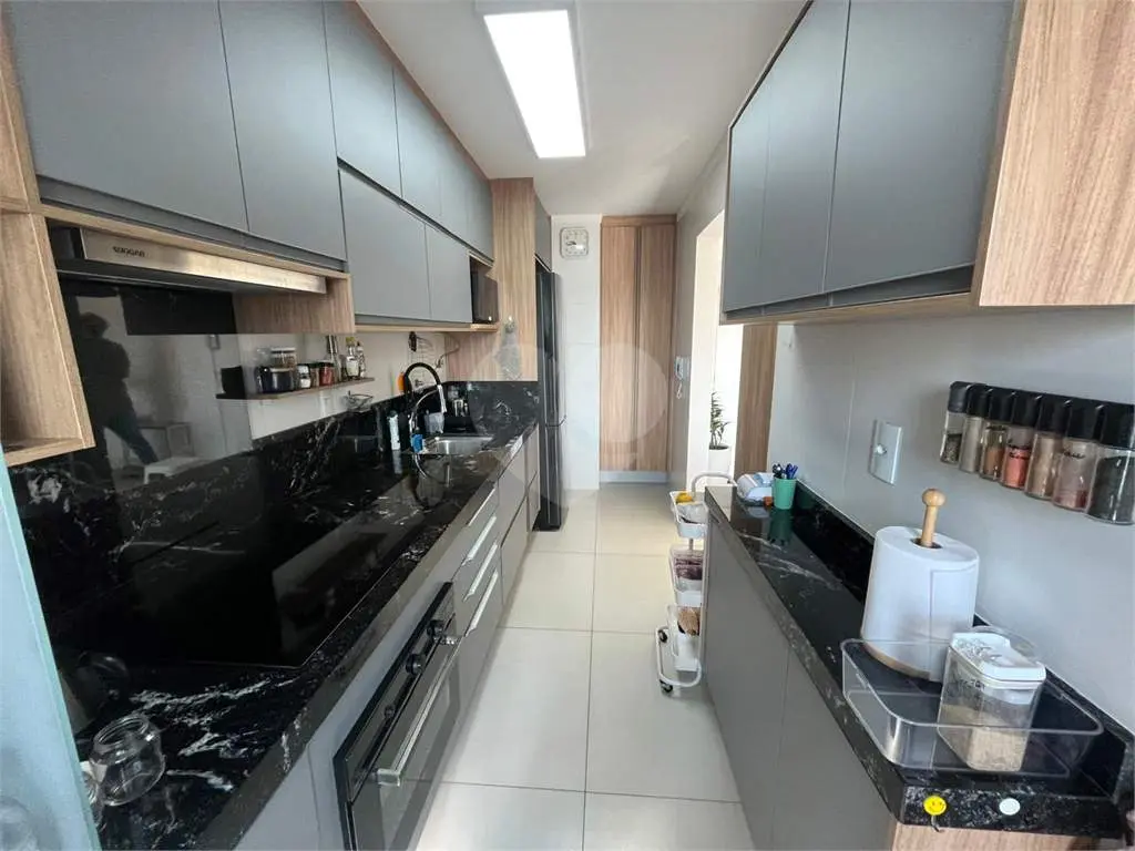 Apartamento para Venda em Praia Grande, Vila Guilhermina, 3 dormitórios, 3 suítes, 4 banheiros, 2 vagas