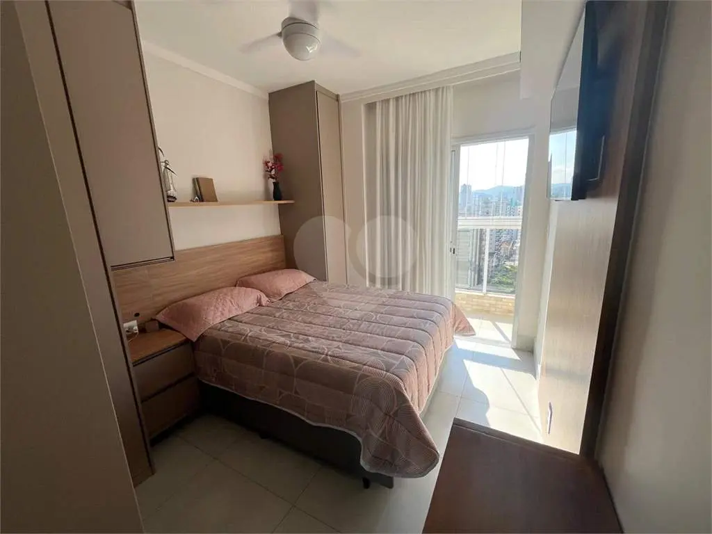 Apartamento para Venda em Praia Grande, Vila Guilhermina, 3 dormitórios, 3 suítes, 4 banheiros, 2 vagas