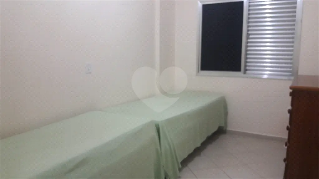 Apartamento para Venda em Praia Grande, Caiçara, 2 dormitórios, 1 suíte, 2 banheiros, 1 vaga