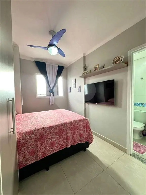 Apartamento para Venda em Praia Grande, Canto do Forte, 2 dormitórios, 1 suíte, 2 banheiros, 1 vaga
