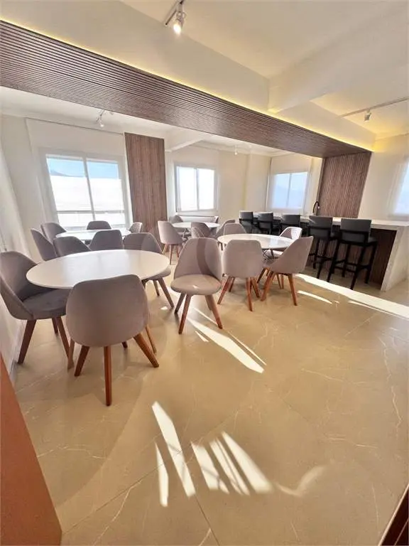 Apartamento para Venda em Praia Grande, Caiçara, 1 dormitório, 1 banheiro, 1 vaga