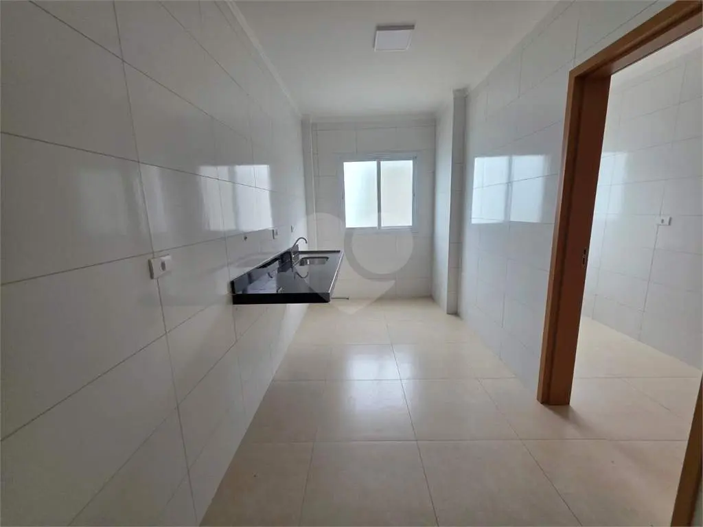 Apartamento para Venda em Praia Grande, Caiçara, 3 dormitórios, 1 suíte, 2 banheiros, 1 vaga